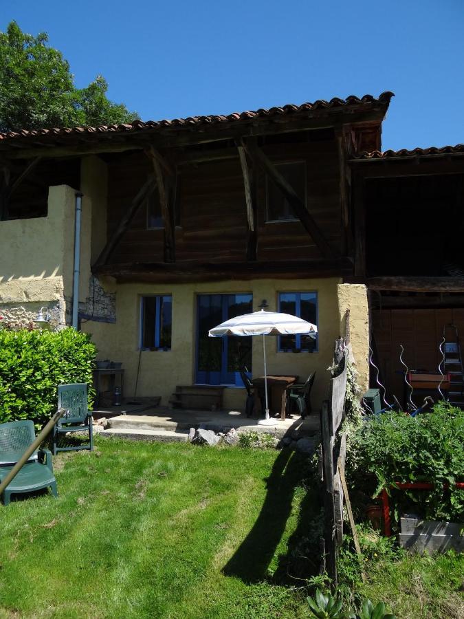 Gites Pyrenees Les Trois Montagnes Ganties Exterior photo