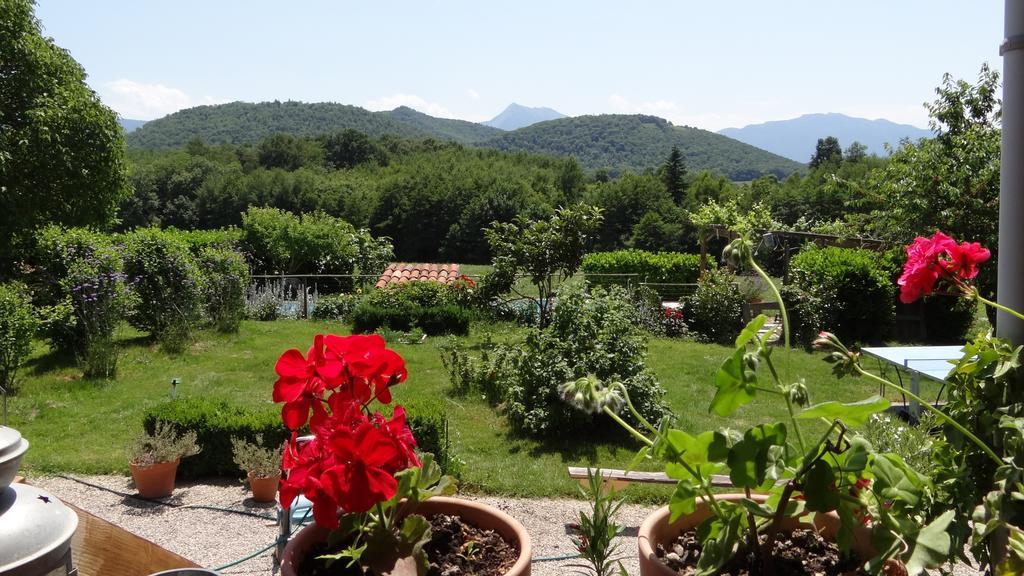 Gites Pyrenees Les Trois Montagnes Ganties Room photo